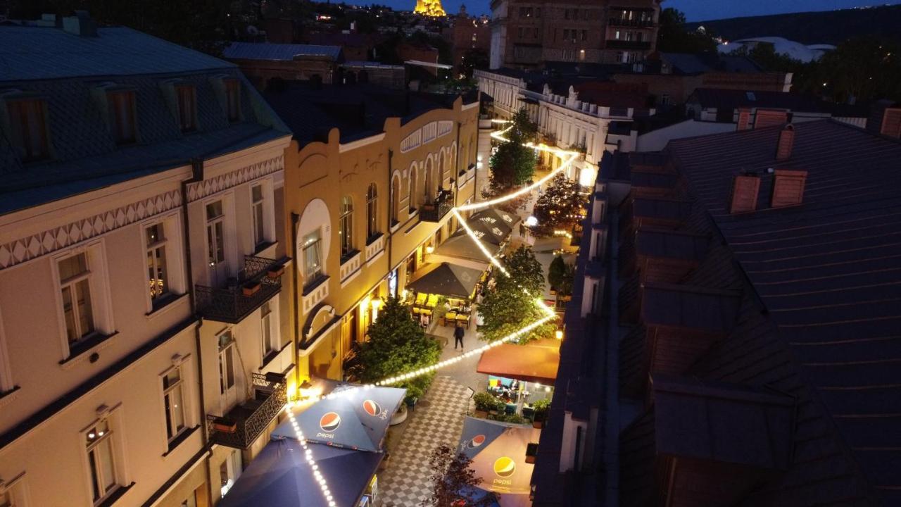 Friendly Hotel By Art Nova Tbilisi Exterior photo